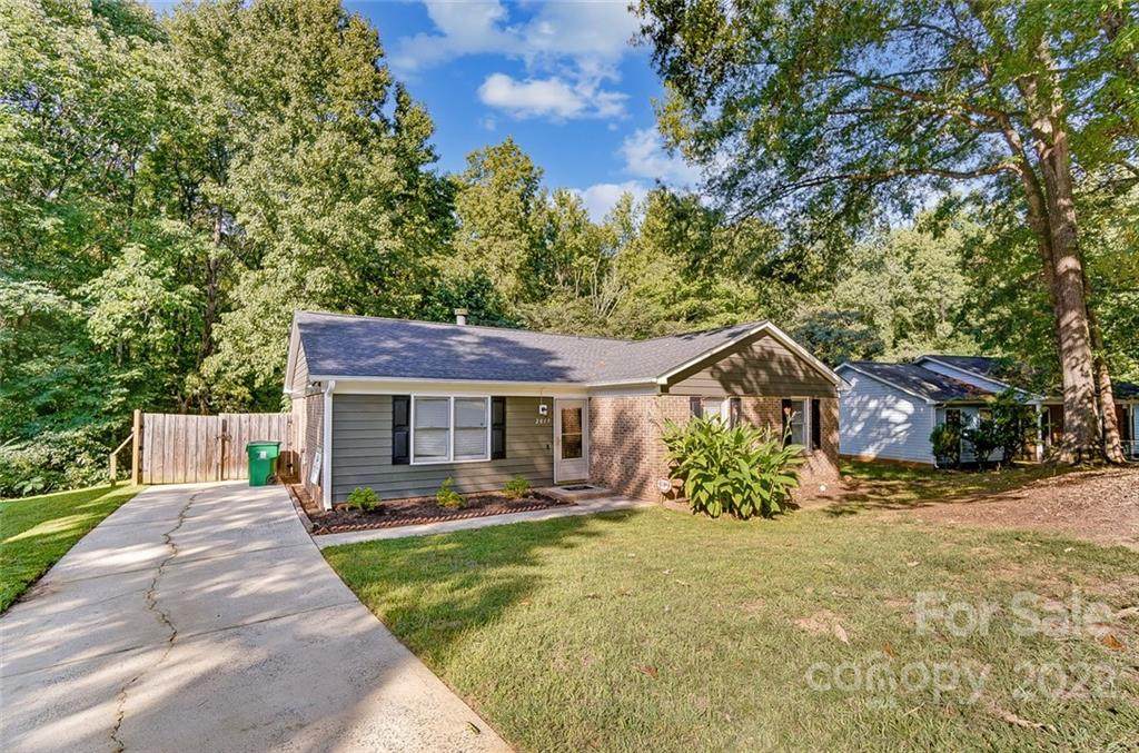 2019 Teddington Drive - Photo 1
