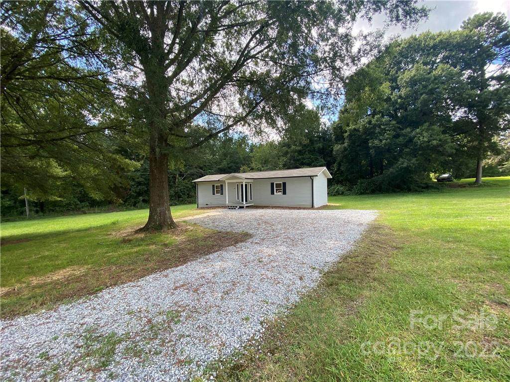 249 Shannon Park Circle - Photo 1