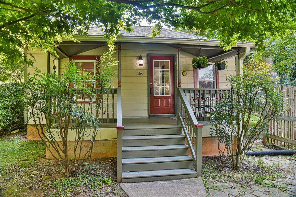 166 Wellington Street - Photo 1