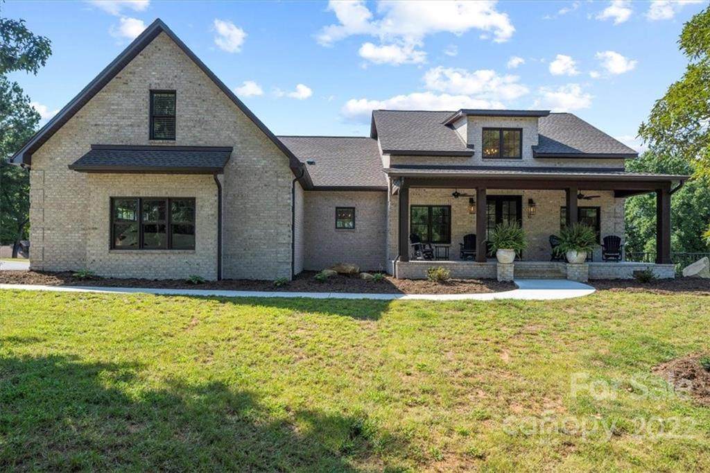 10 South Point Lane - Photo 1