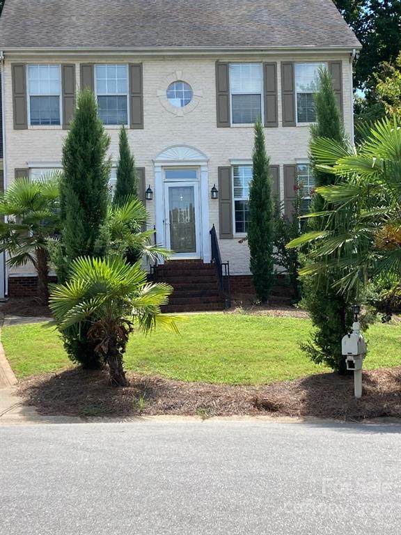 20322 Val Circle - Photo 1
