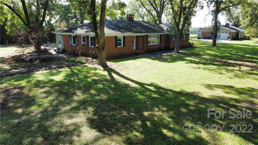 811 Poplar Springs Church Road - Photo 1