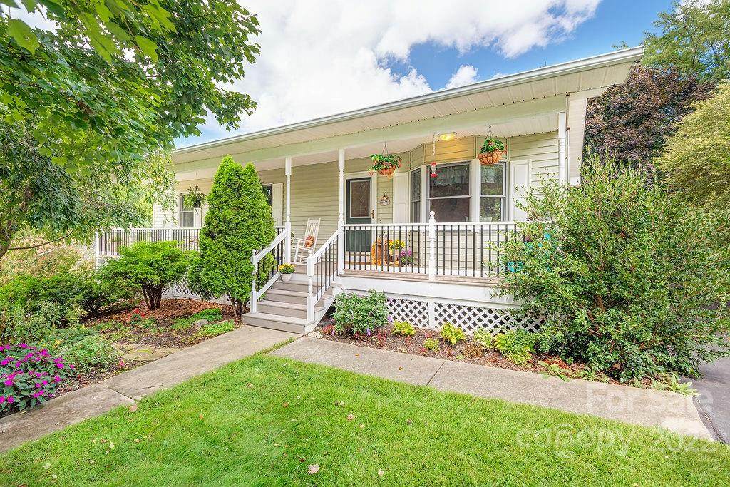 103 Ashwood Lane - Photo 1