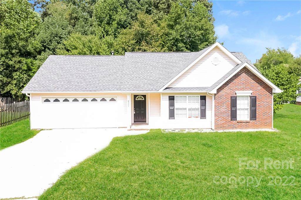 2427 Hawk Ridge Drive - Photo 1