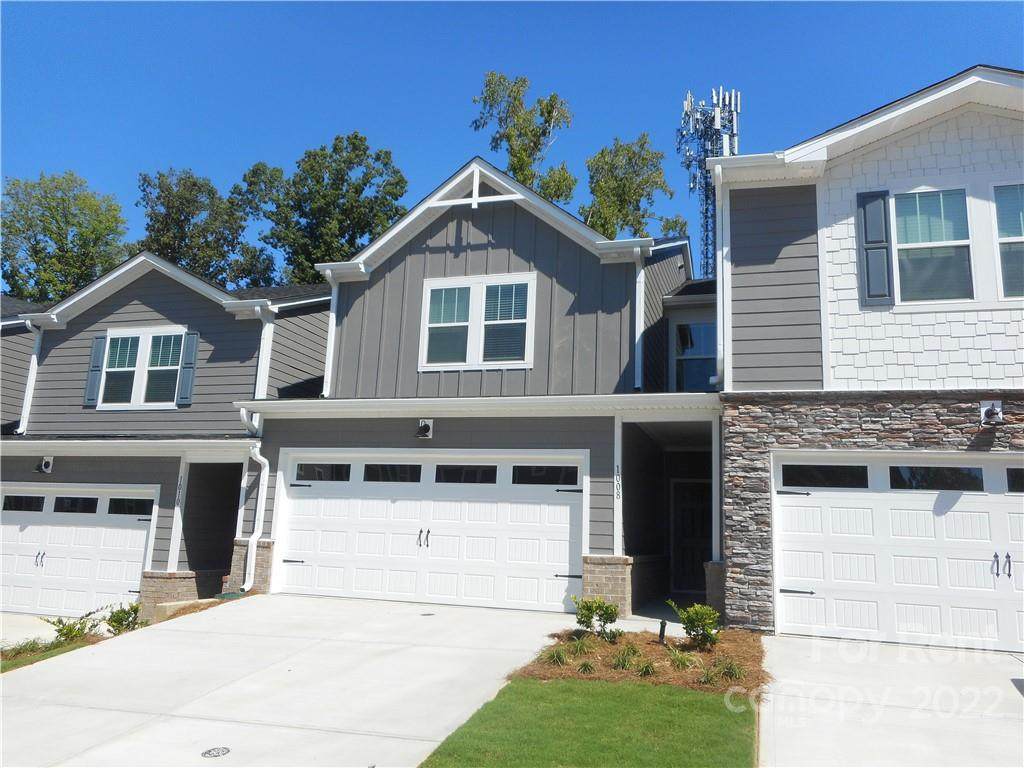 1008 Maltby Street - Photo 1