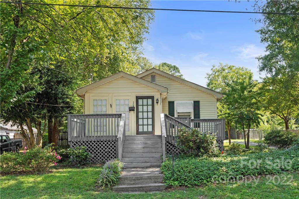 508 Maple Street - Photo 1