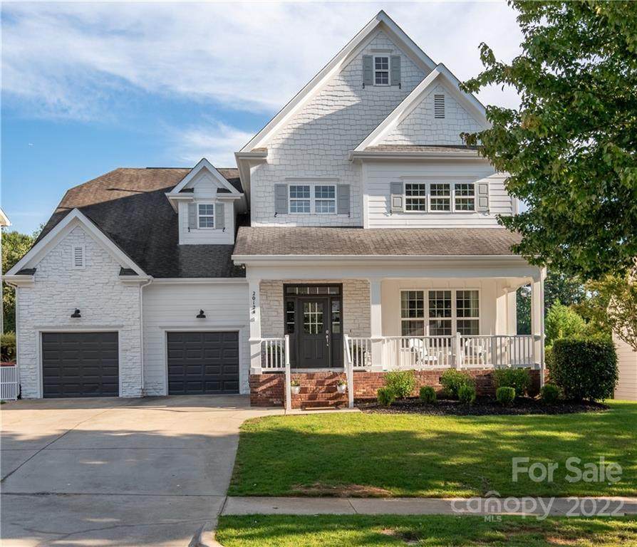 20124 Verlaine Drive - Photo 1