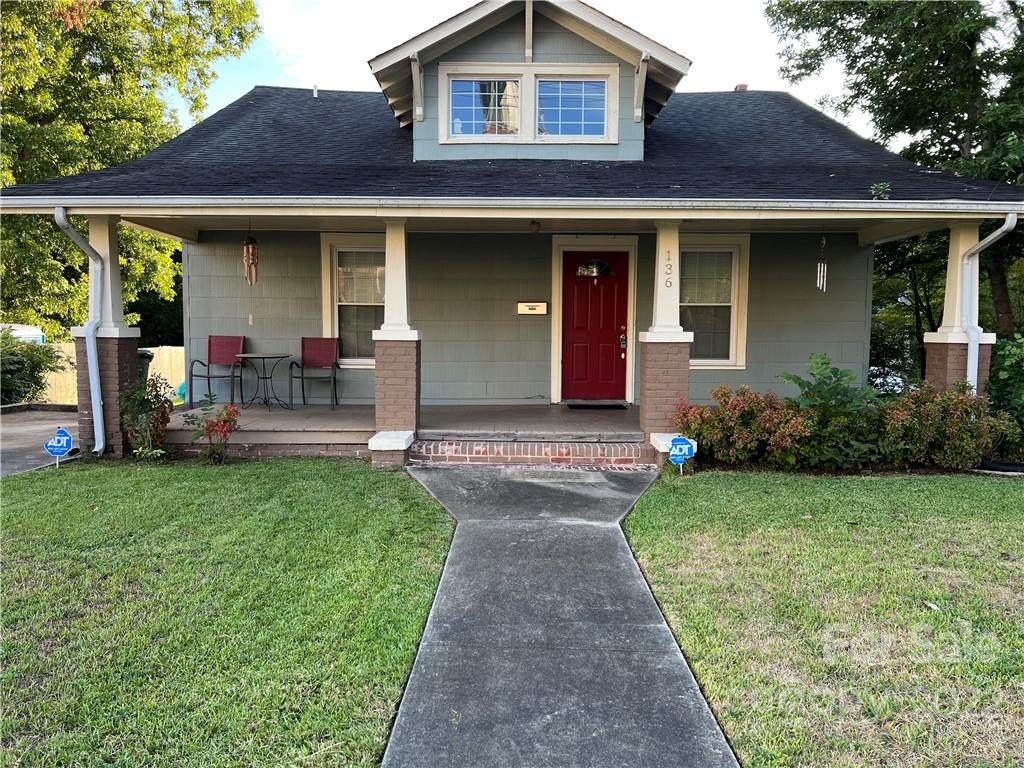136 Wylie Street - Photo 1
