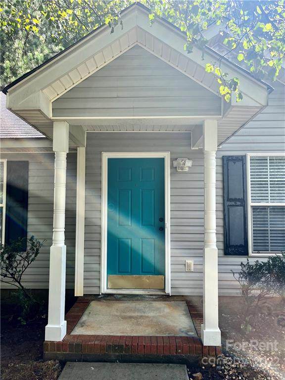 325 Kingville Drive - Photo 1