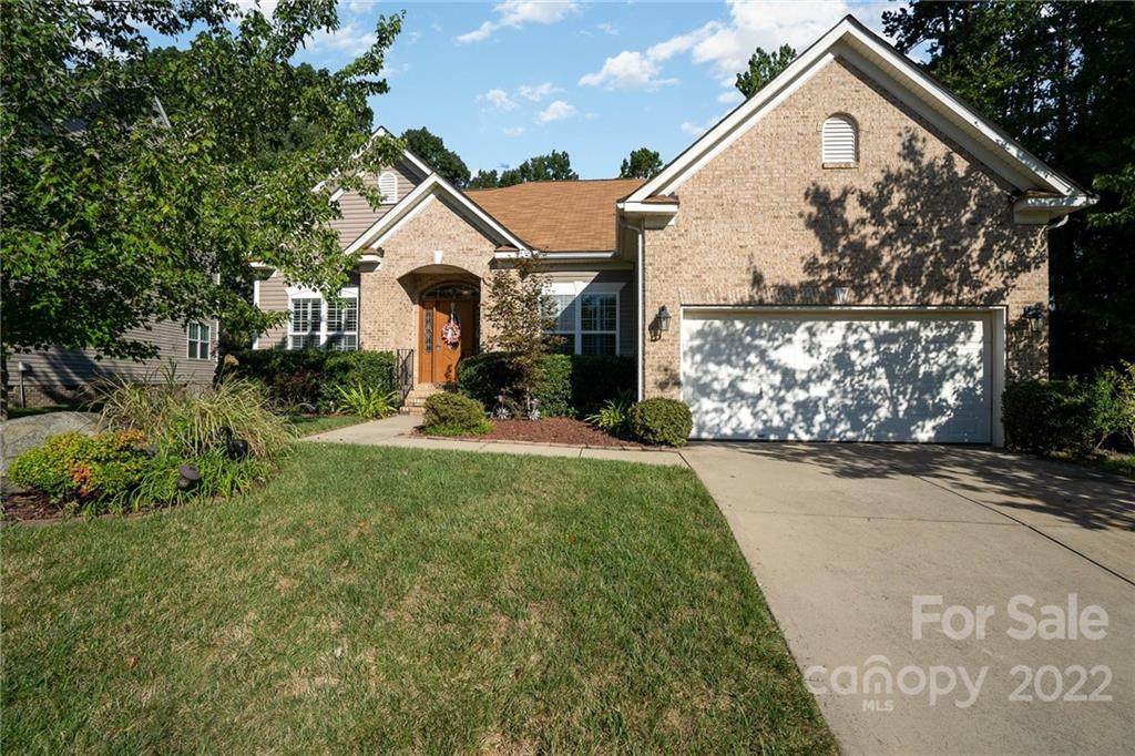 1108 Donelea Lane - Photo 1