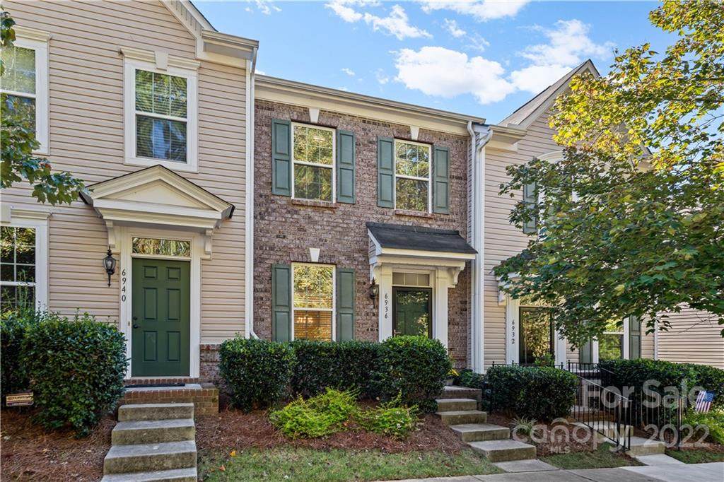 6936 Colonial Garden Drive - Photo 1