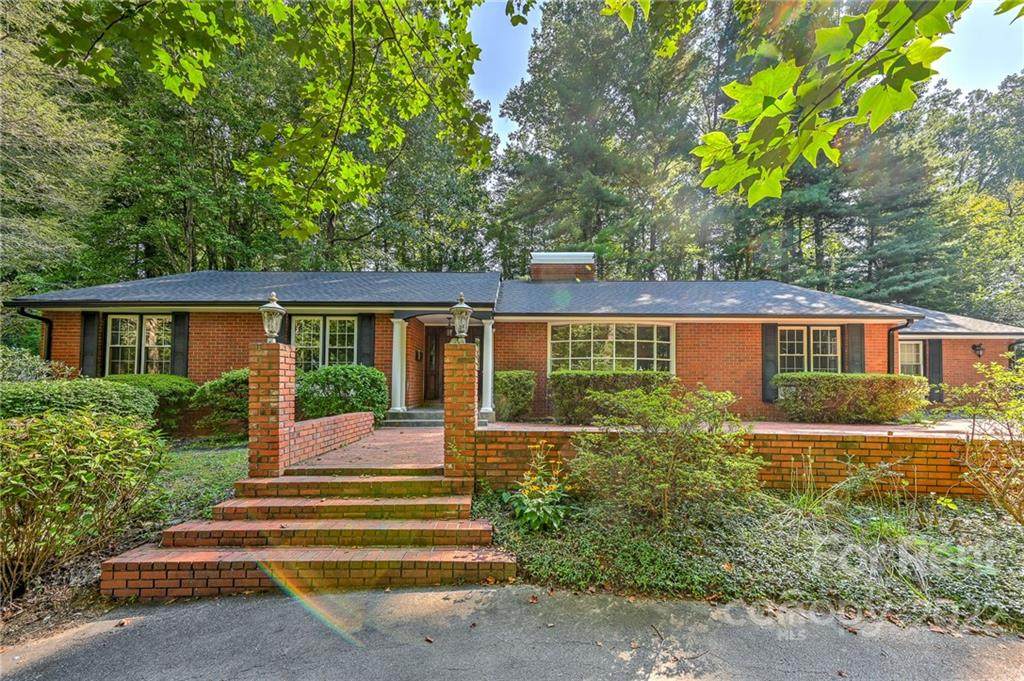 14 Amherst Road - Photo 1