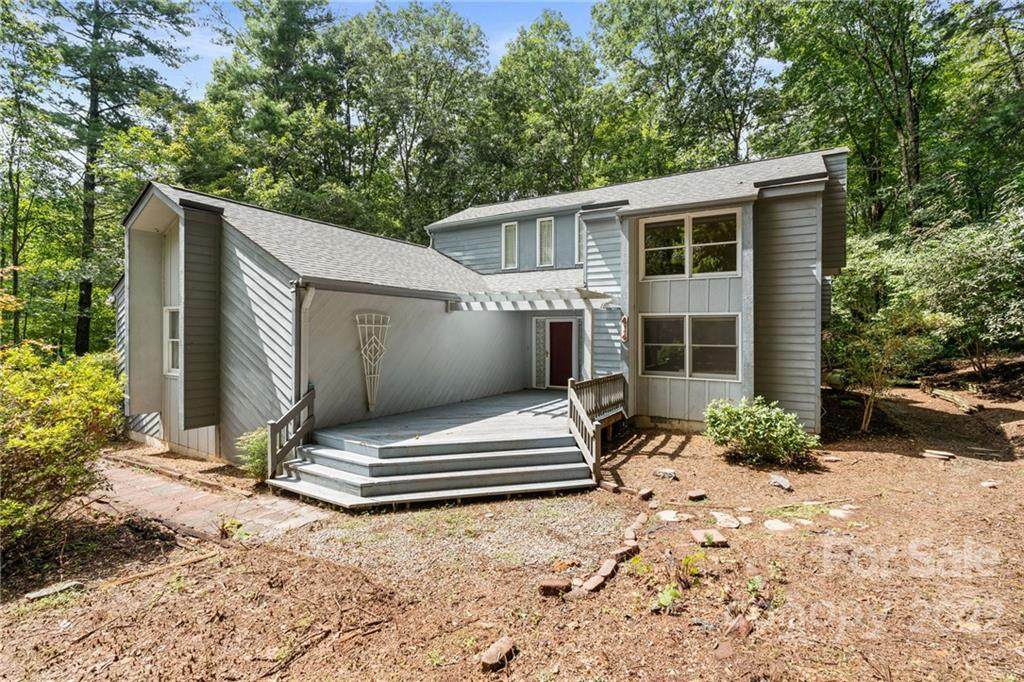 414 Foxhall Road - Photo 1