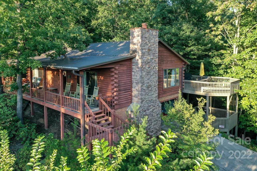 167 Pierpoint Drive - Photo 1