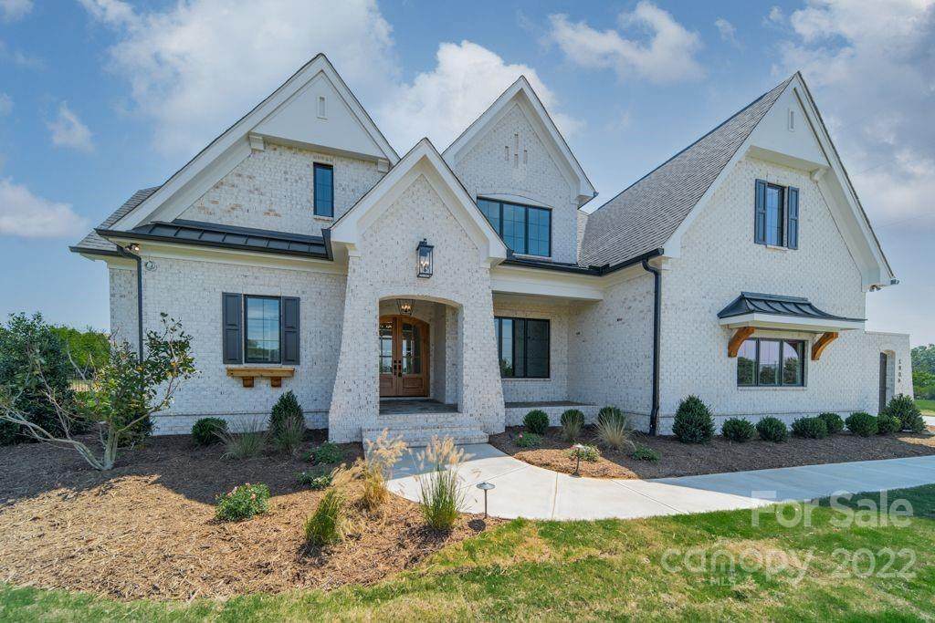 4818 Rockview Court - Photo 1