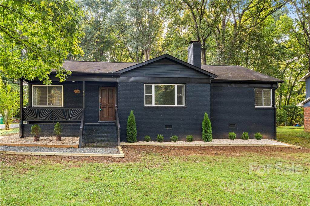 410 Stilwell Oaks Circle - Photo 1