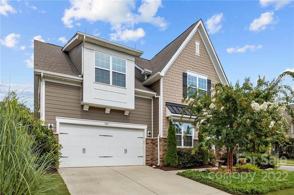 1067 Delridge Street - Photo 1