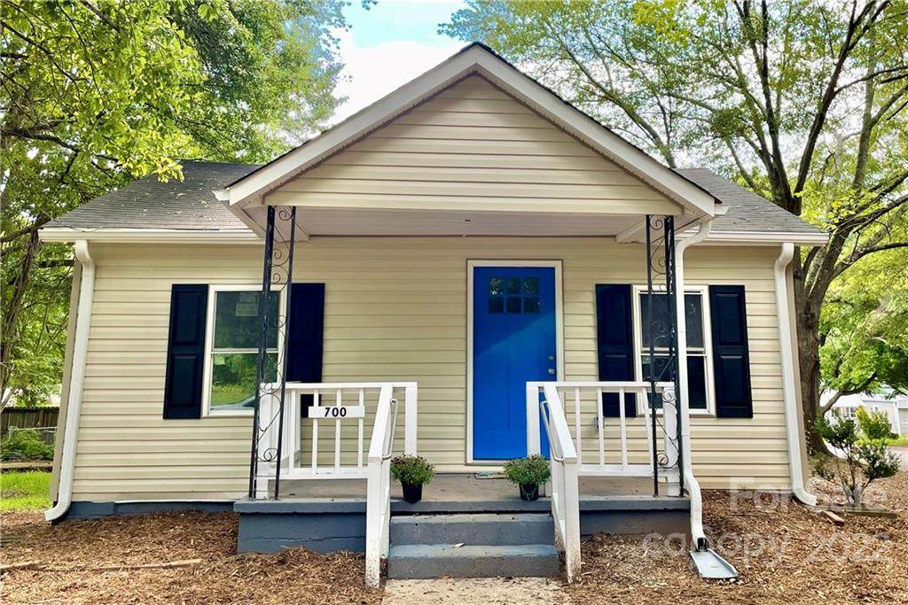 700 Childers Street - Photo 1