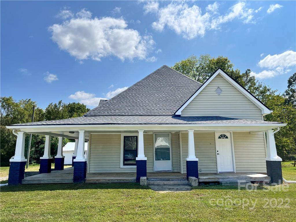 904 3rd Street - Photo 1