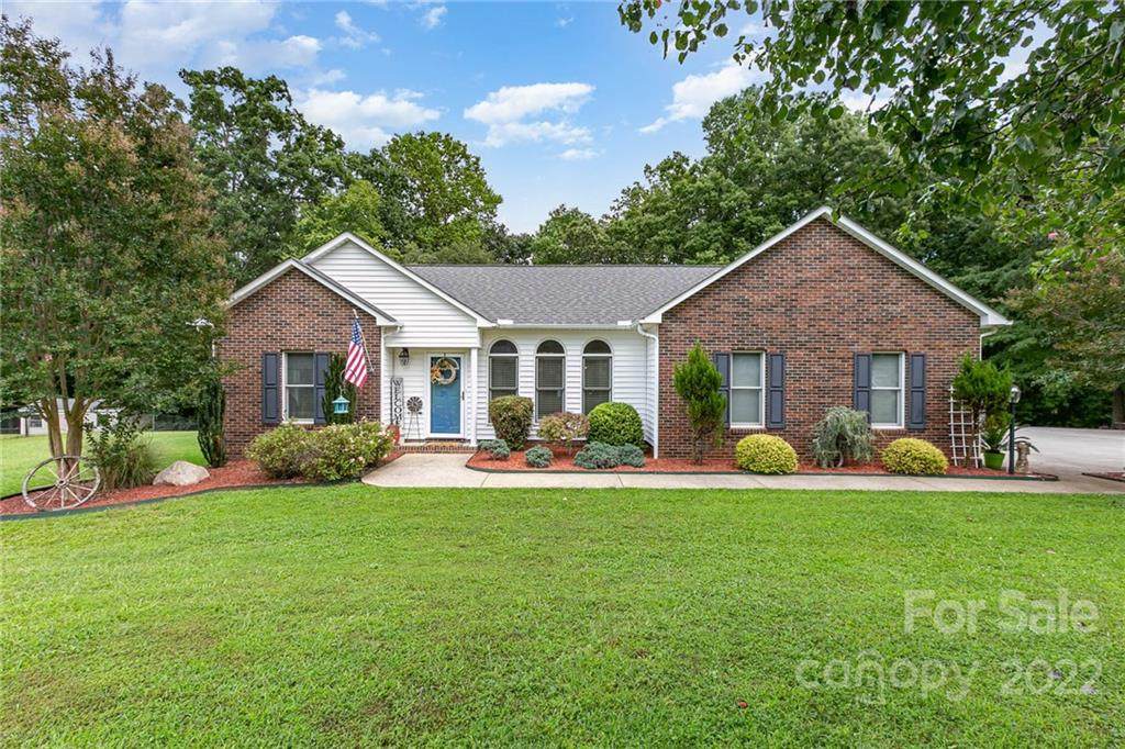 227 Wiggins Road - Photo 1