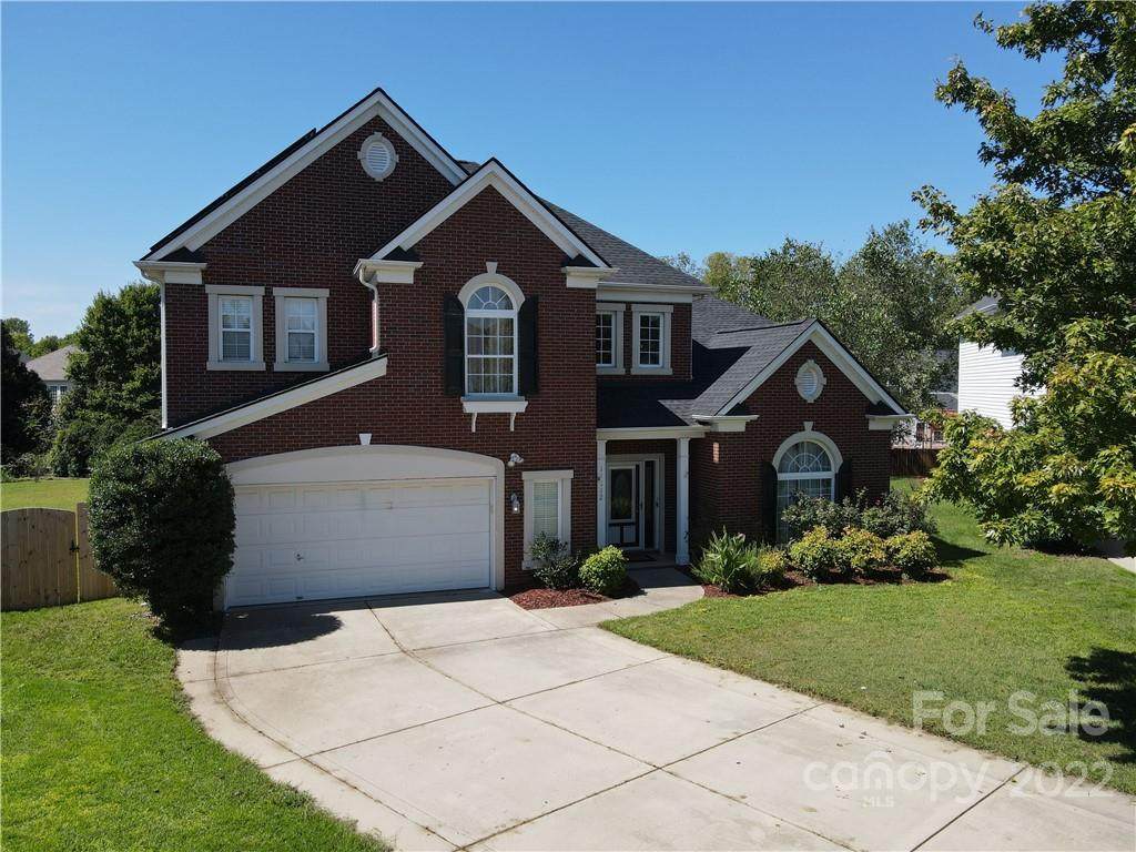 11012 Southfield Drive - Photo 1