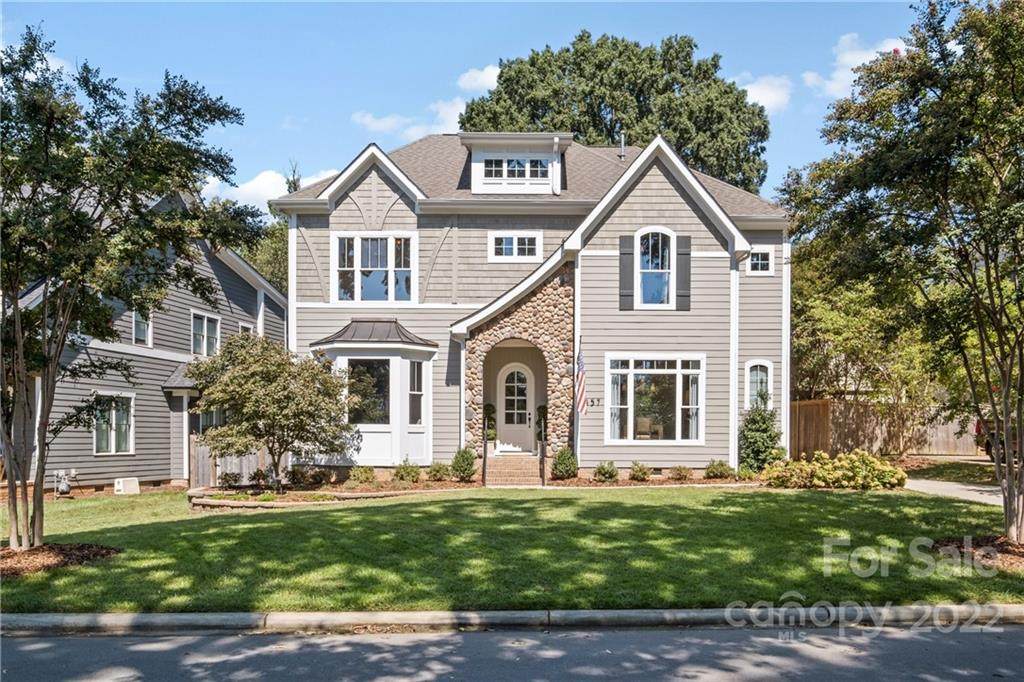 657 Diana Drive - Photo 1