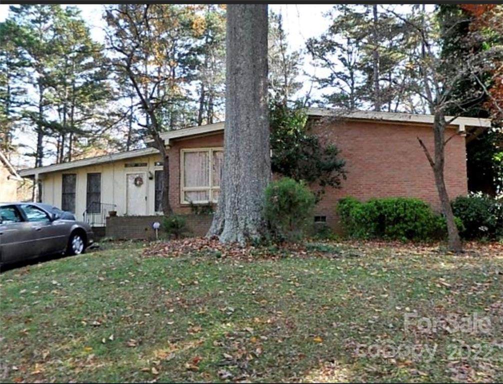 5350 Coburg Avenue - Photo 1