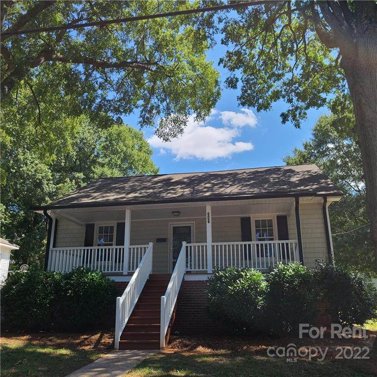 606 Church Avenue - Photo 1