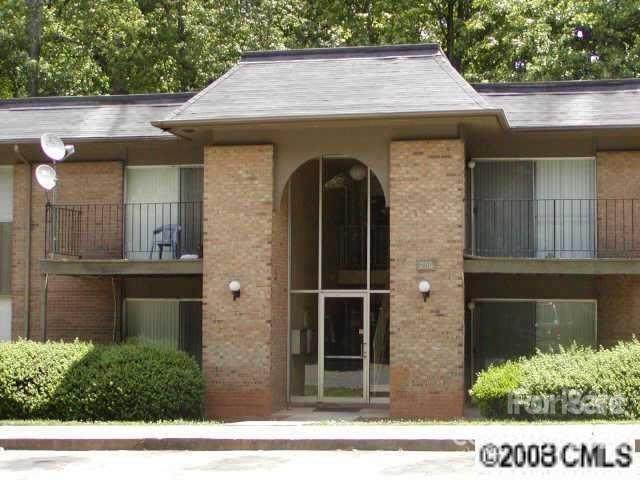 320 Orchard Trace Lane - Photo 1