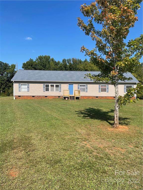 8046 Park Place Road - Photo 1
