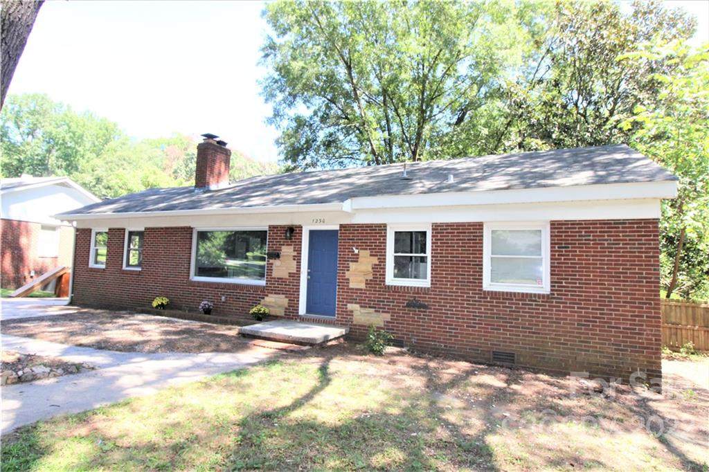1230 Roanoke Avenue - Photo 1