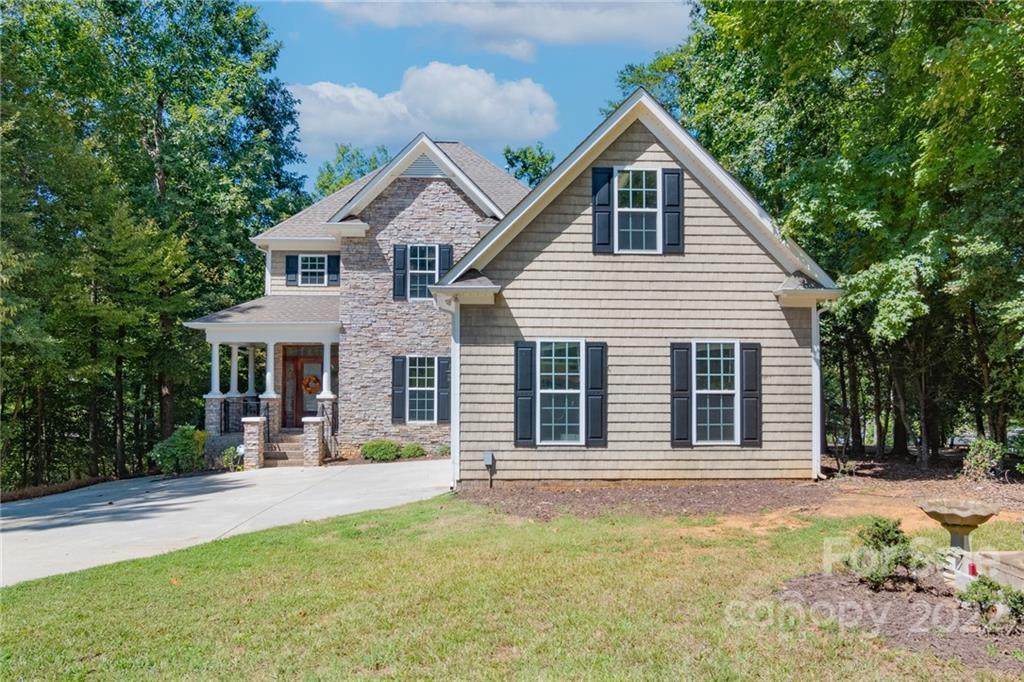 1099 Emerald Shores Road - Photo 1