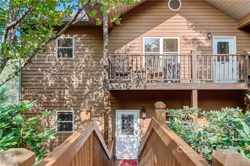 151 Country Club Drive - Photo 1