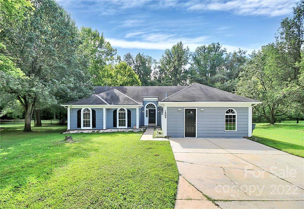 1503 Running Brook Road - Photo 1