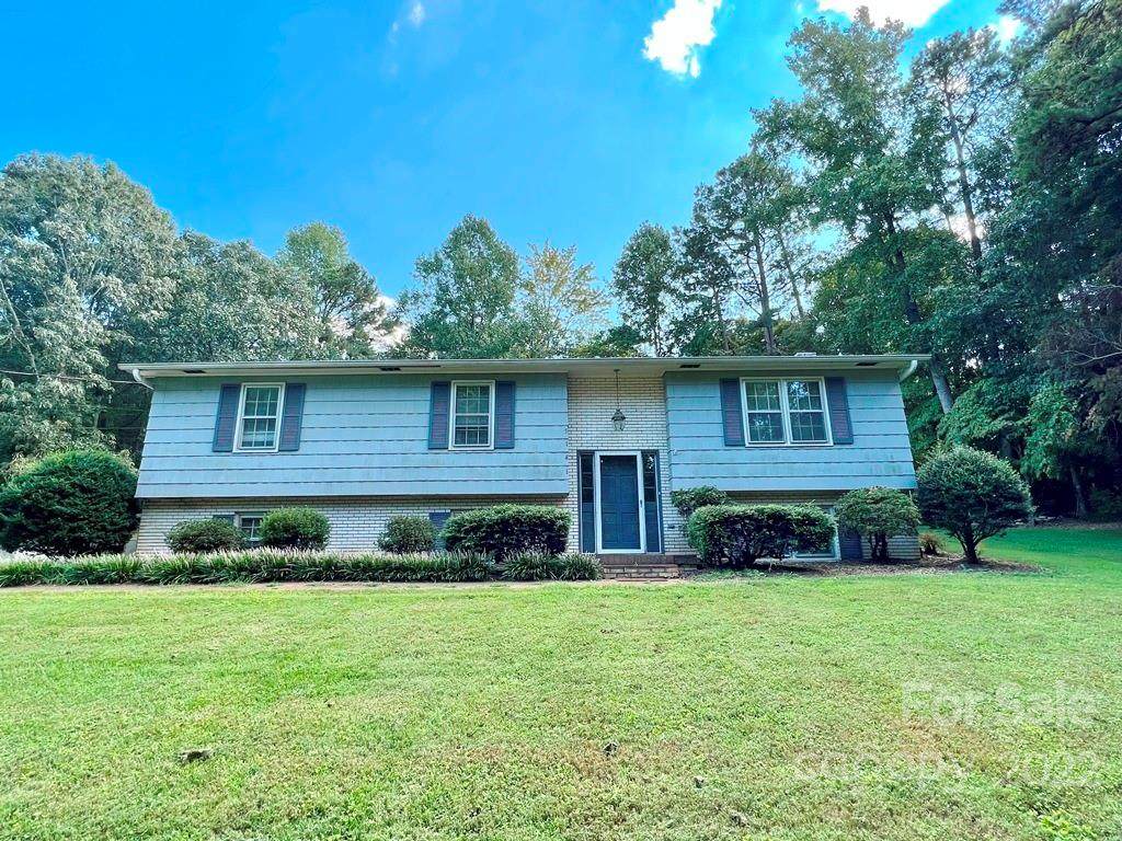 5141 36th Street Drive - Photo 1