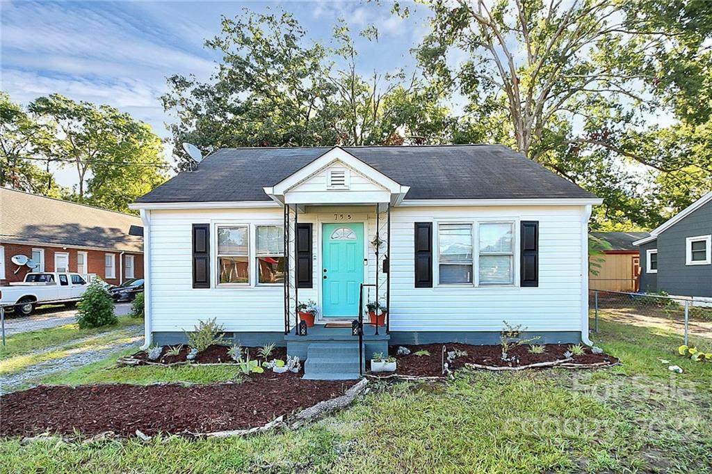 755 Confederate Avenue - Photo 1