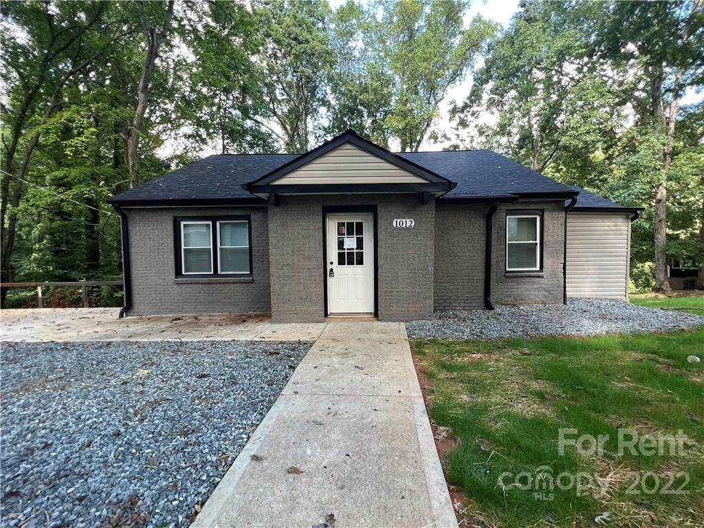 1012 Ridge Avenue - Photo 1