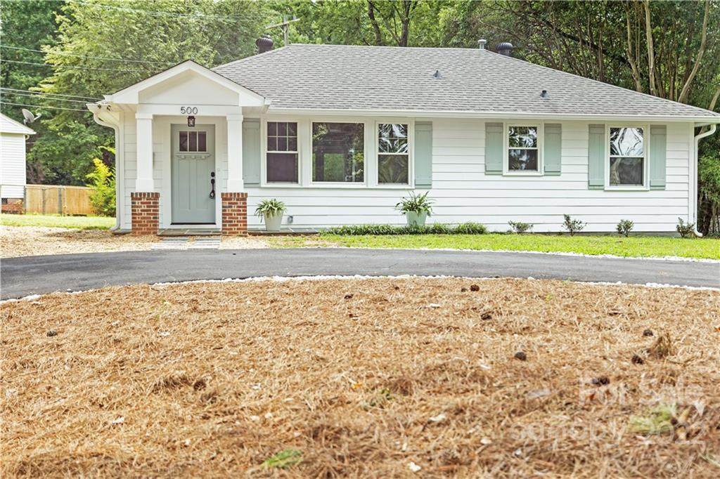 500 Manhasset Road - Photo 1