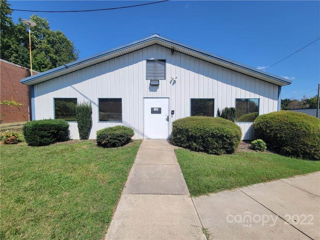 8812 Wilkinson Boulevard - Photo 1