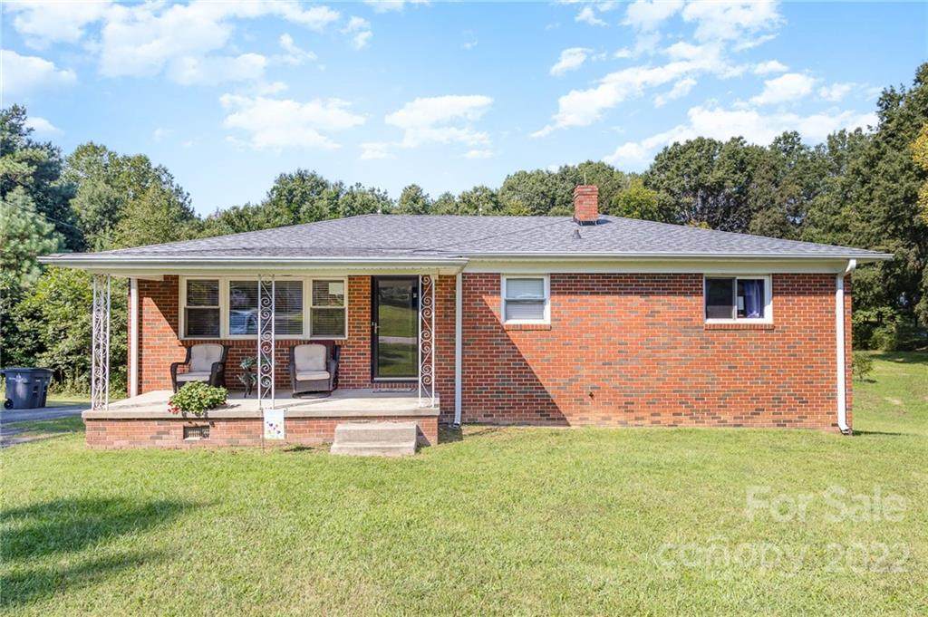 1003 Mcknight Street - Photo 1