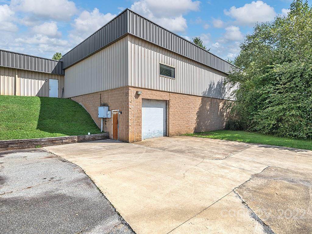 11 National Avenue - Photo 1