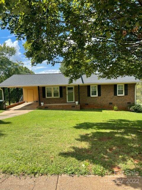 205 Cooke Circle - Photo 1