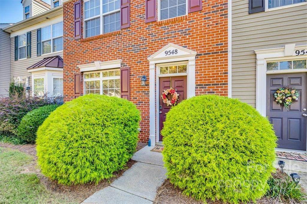 9548 Inglenook Lane - Photo 1