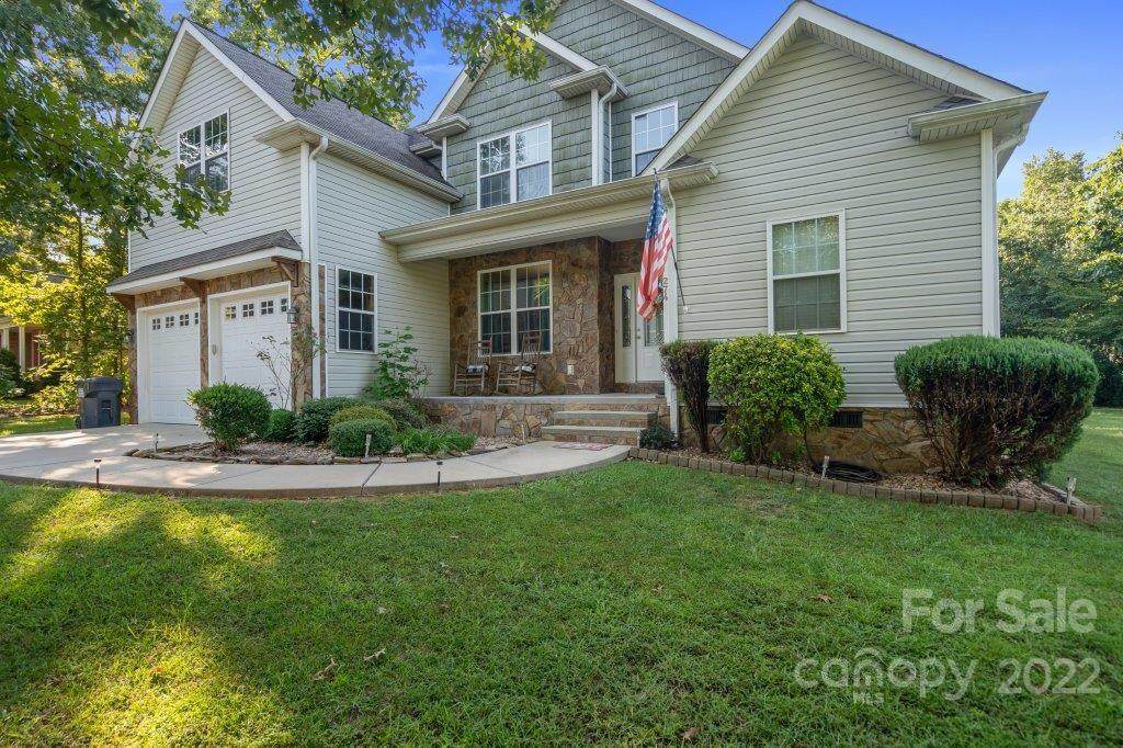 274 Donsdale Drive - Photo 1