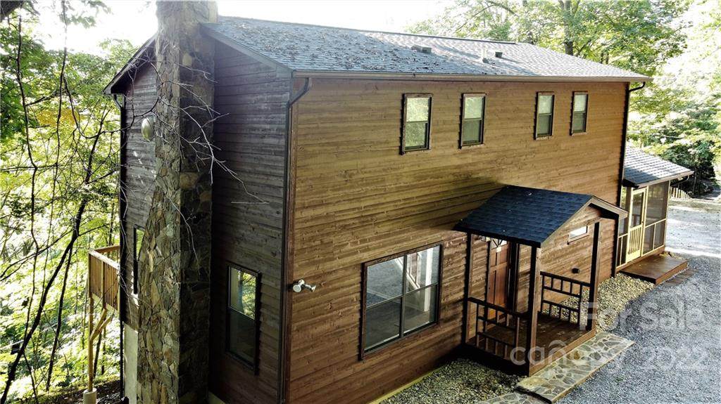 1057 Fox Run Road - Photo 1