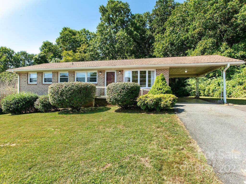 42 Pershing Road - Photo 1