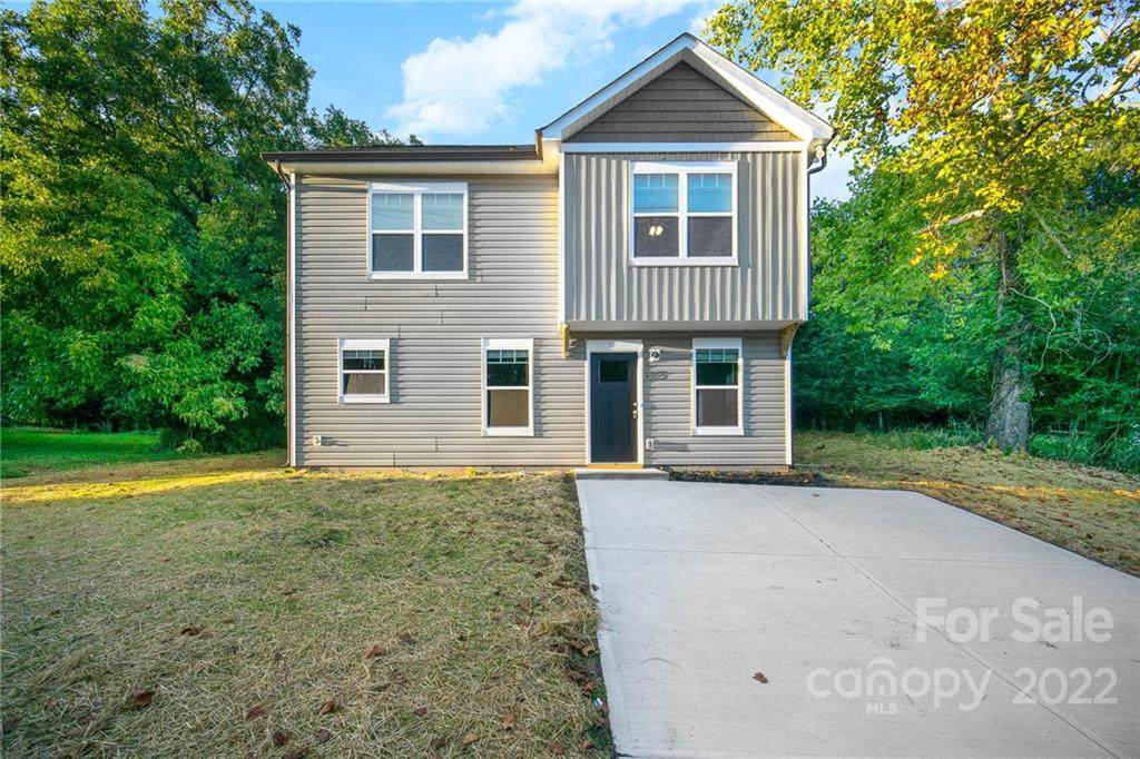 413 Summit Avenue - Photo 1