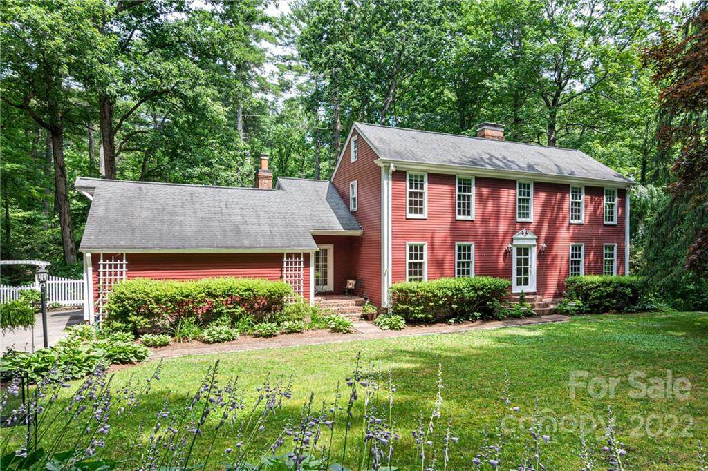 121 Estate Drive - Photo 1