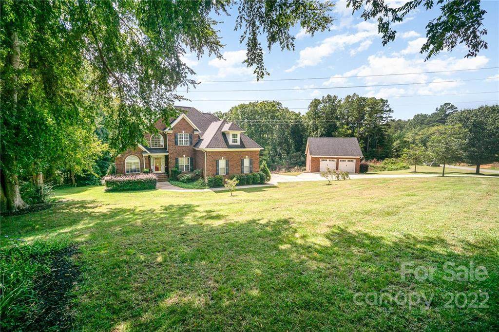 125 Streamside Place - Photo 1
