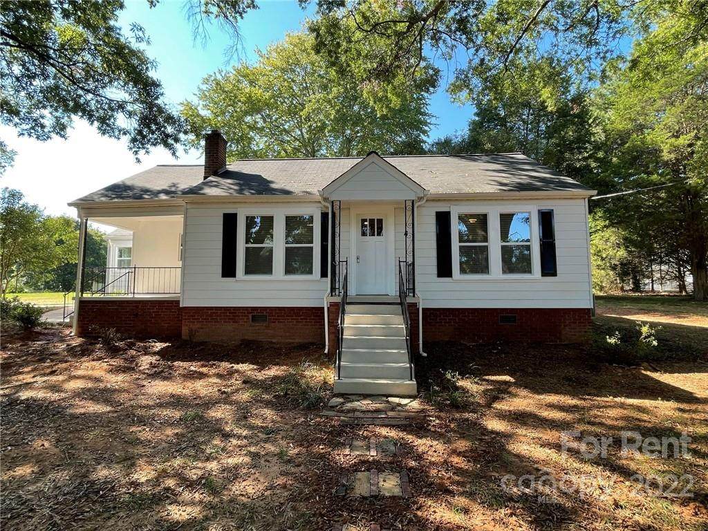 138 Leslie Loop - Photo 1